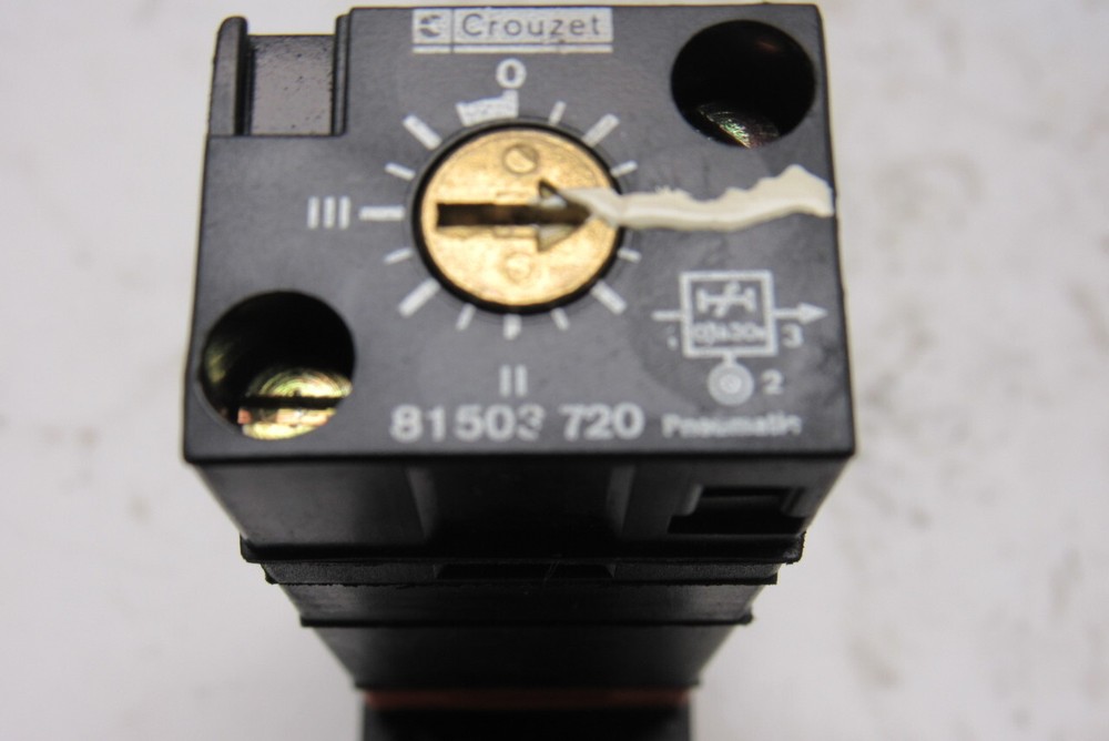 Crouzet 81503720 60 S Adjustable Pneumatic Timer