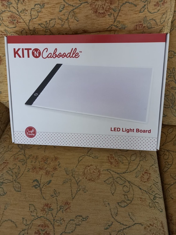 Kit N Caboodle A4 LED Light Board