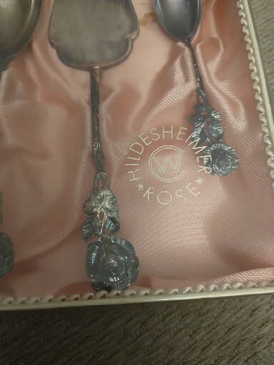 Hildesheimer Rose Dessert Serveware