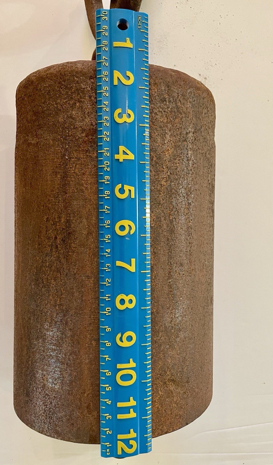 Vintage TOM TORRENS MCM Modern Cylindrical Iron Hanging Garden Bell Chime 36”