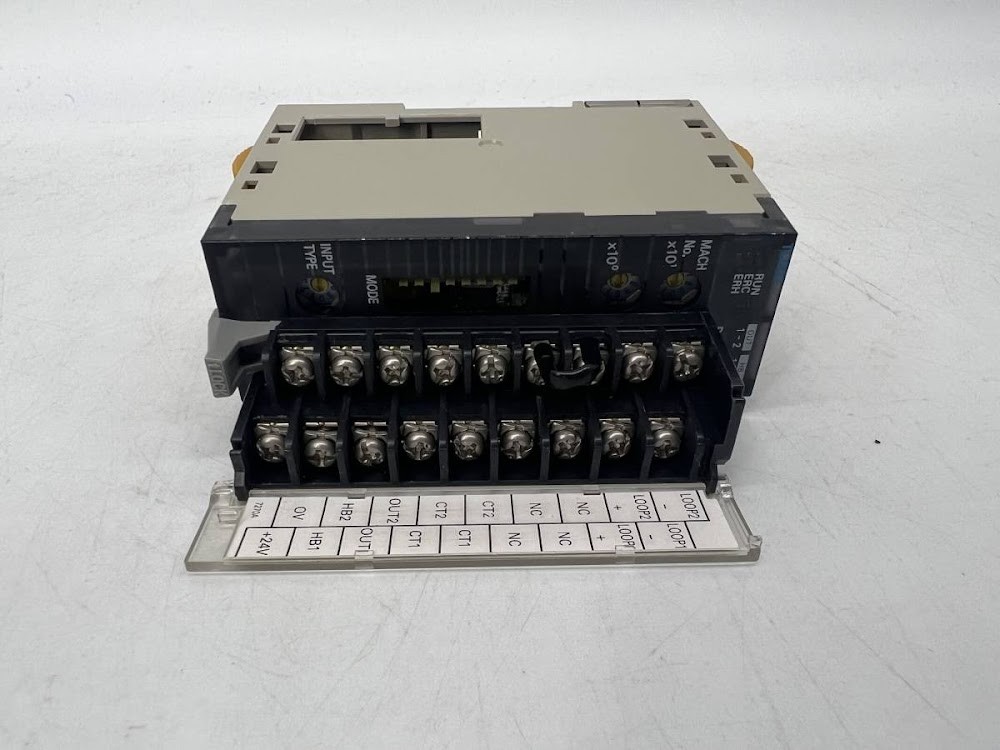 OMRON CJ1W-TC003 PLC Programmable Controller Tested USED