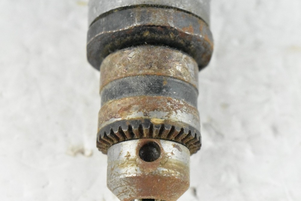 Central Pneumatic 3/8" Drill