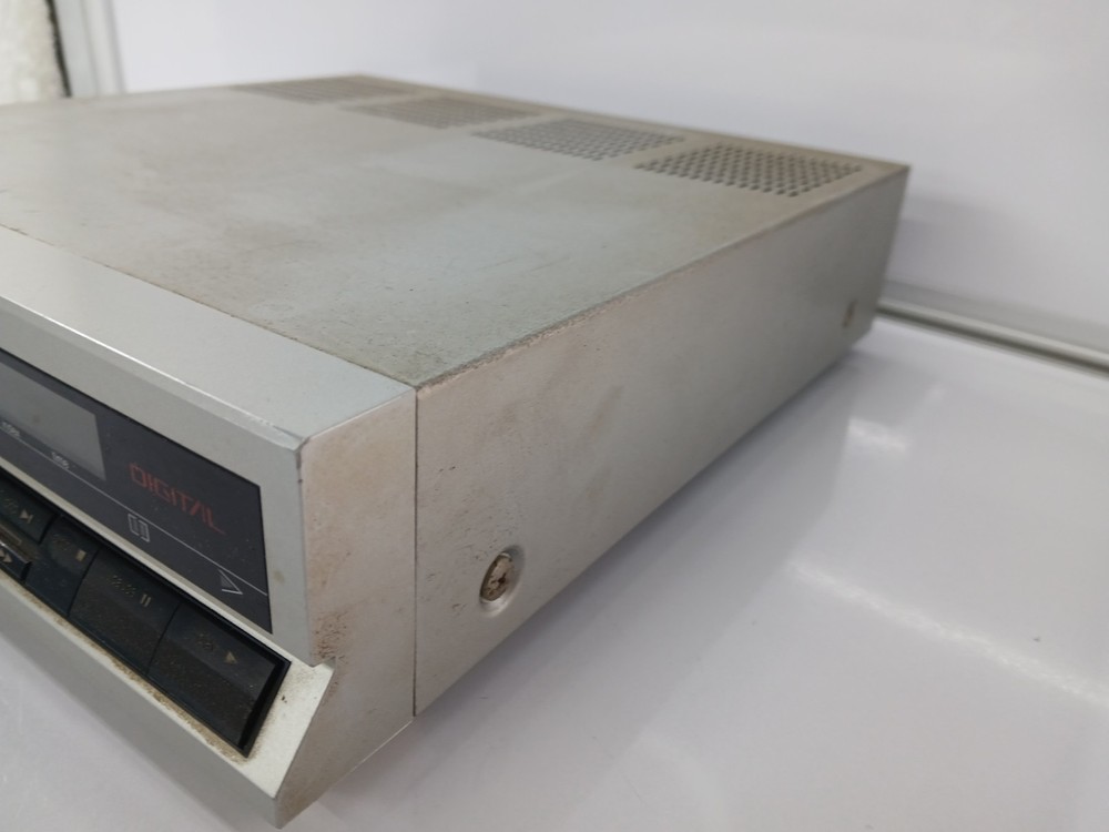 Technics Compact Disc Player SL-PJ1 For Parts Not Tested