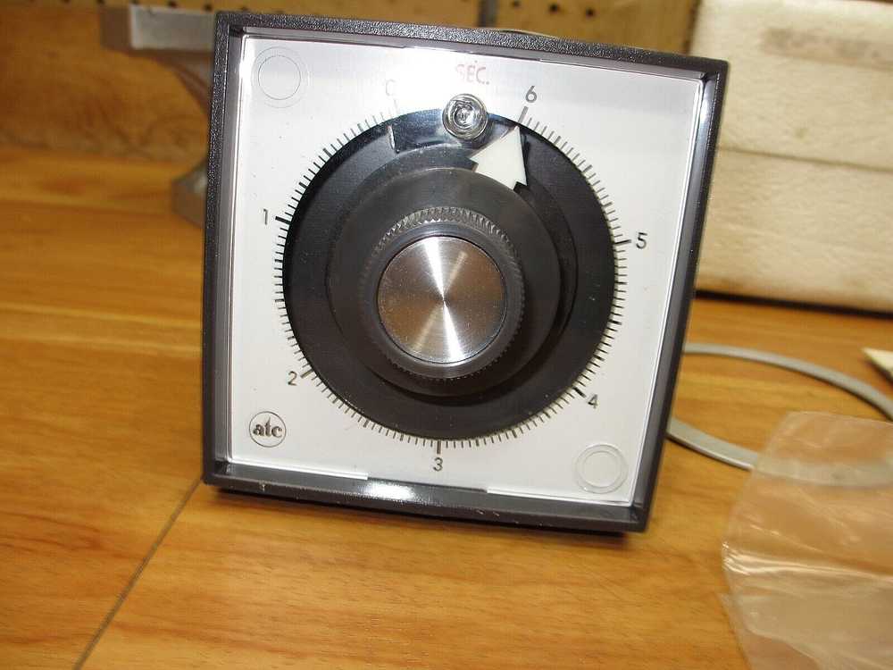 ATC 305E101A10XX *NEW* Timer 0-6sec Automatic Timing & Controls