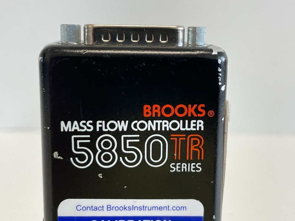 U2: Brooks 5850TR Mass Flow Controller 5850 TR Series