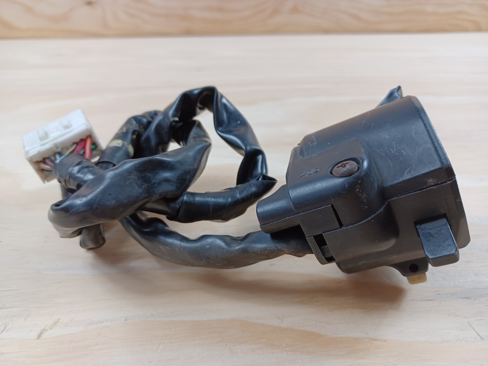 (D) TRIUMPH 900 Left Handlebar Switch Assembly Triples, Trident, Daytona, Sprint