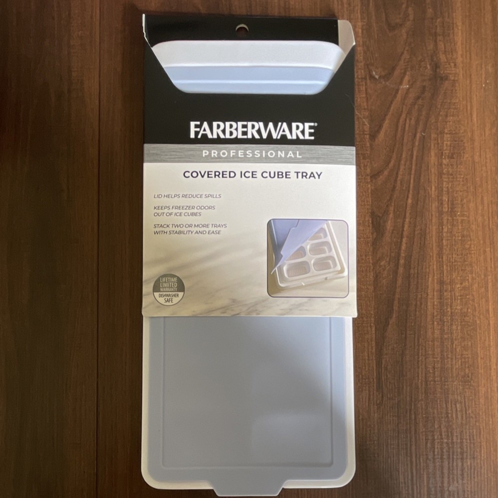 Farberware Covered Stackable Ice Cube Tray White Plastic 12-Hole Dishwasher Safe