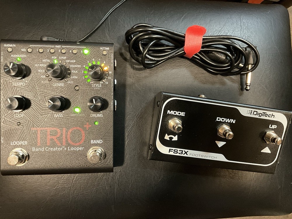 DigiTech TRIOPLUSV04 Trio Looper Footswitch Display Band Creator open boxes mint