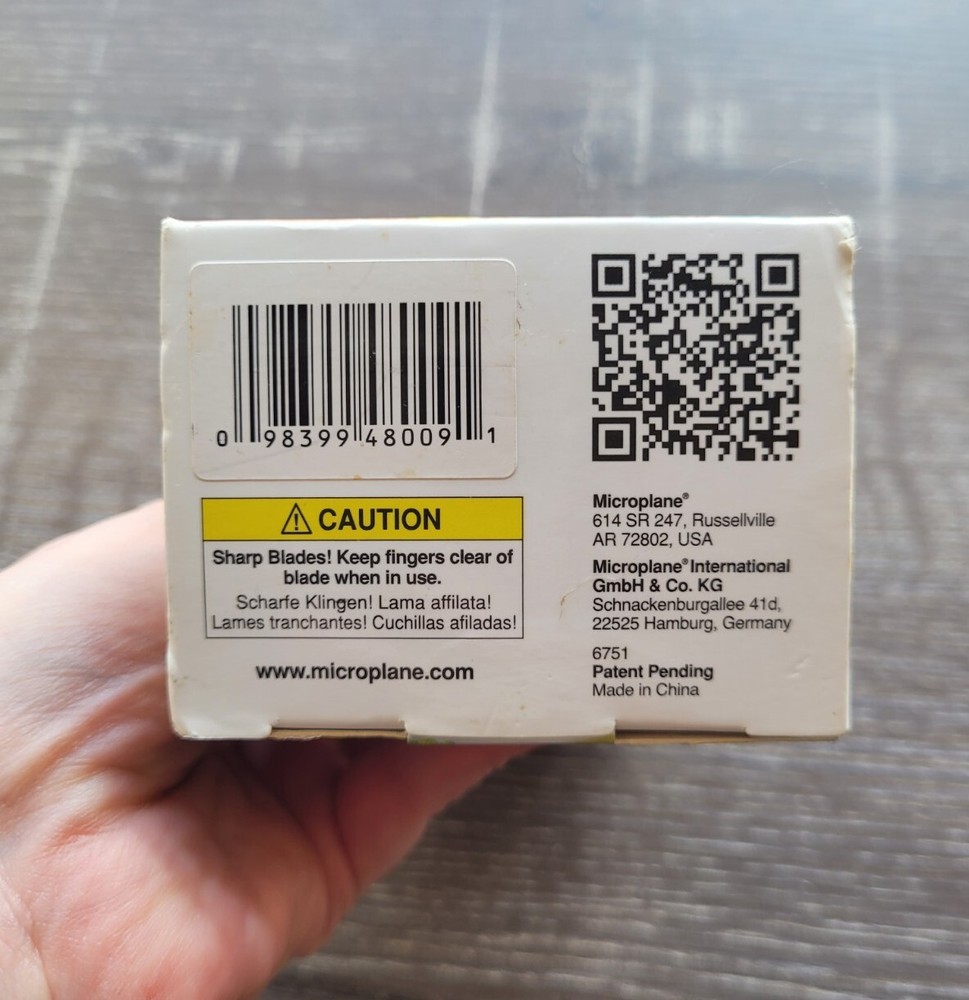 Microplane Spiral Cutter Handheld Black Small