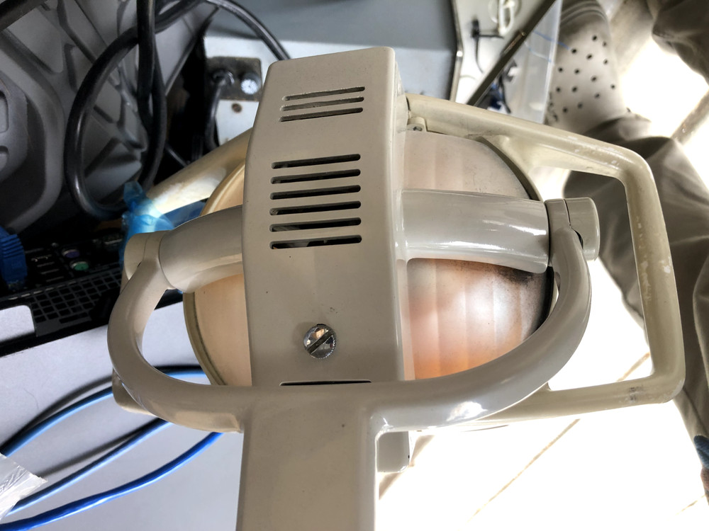 A-Dec Dental Ceiling Mount Light - single Trak, full functional