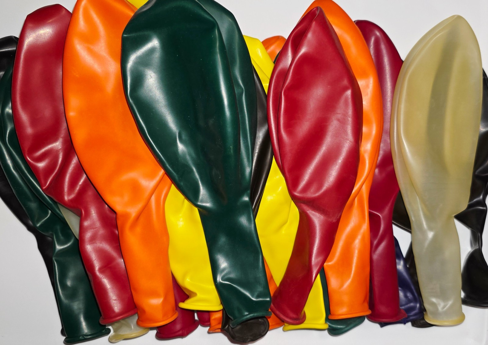 Tuftex 24" Crystal Balloons (TT24)