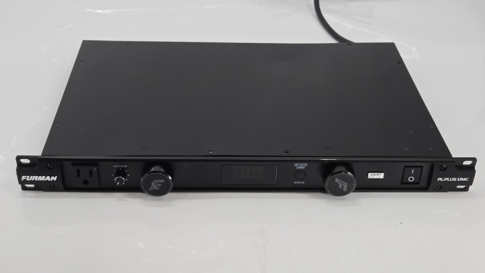 Furman Sound Classic PL-PLUS DMC Line Conditioner
