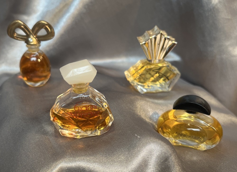 Vintage Miniature Perfumes (4).