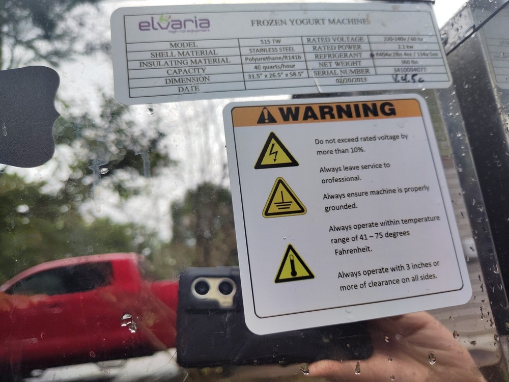 4 Frozen Yogurt Machine