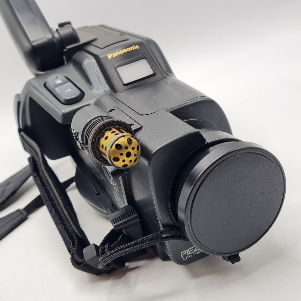 Panasonic NV-MC20B Video Recorder Camera Unit Only No Battery Untested & Case