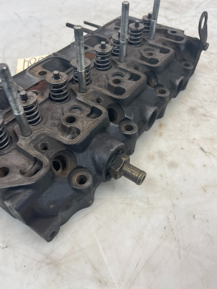 2005 Case 420 Skid Steer Loader Cylinder Head