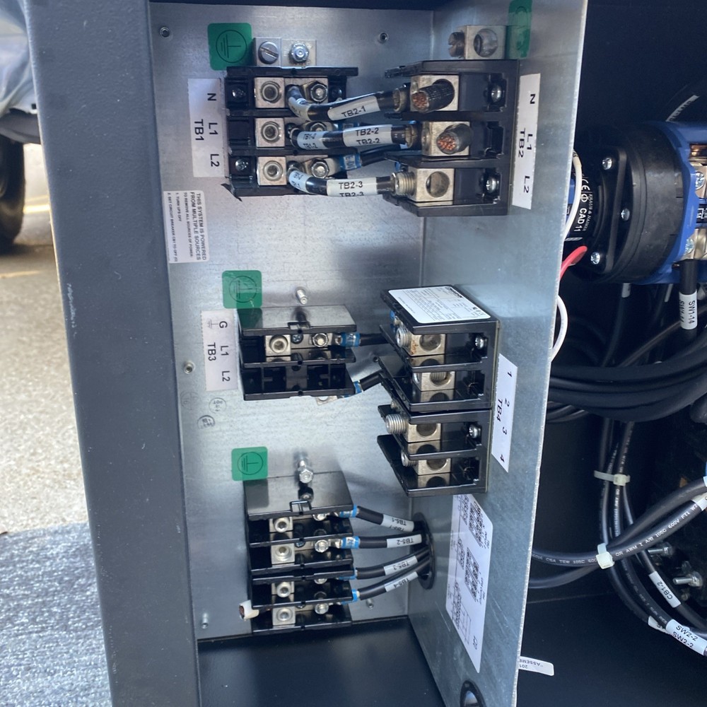 Liebert Nfinity Nmbhw81 Bypass Cabinet