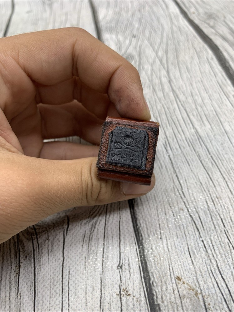 VINTAGE POISON ☠️ Stamper Puncher
