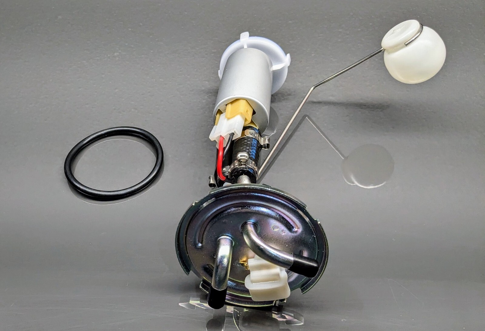 VW Mk2 Scirocco 16V / MK1 Golf Cabby In Tank Fuel Pump Assembly 533919051