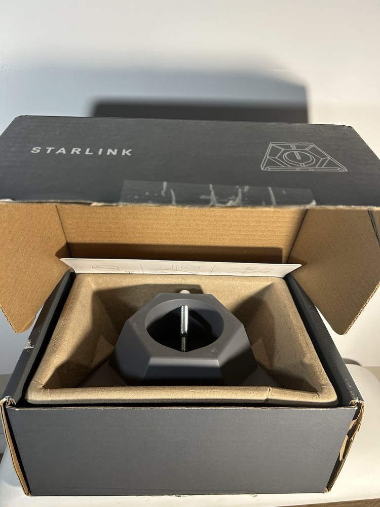 Starlink V4 Pipe Adapter