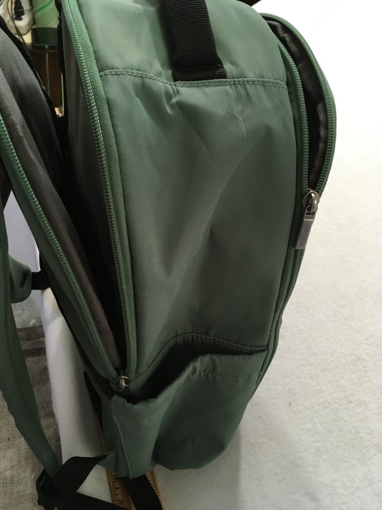 Open Story Backpack / Green light