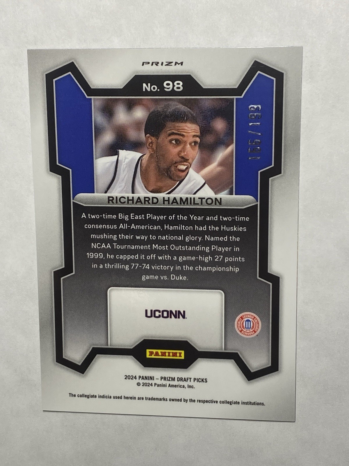 UConn Huskies Basketball Premium 17-Card Collection Lot Autos #d Parallels SP