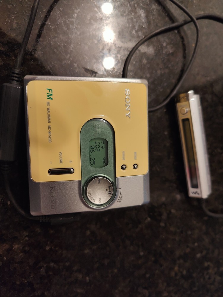 Sony MZ-NF520D