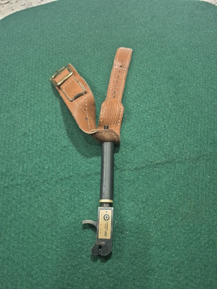 Vintage BARNER Archery Release Model 100