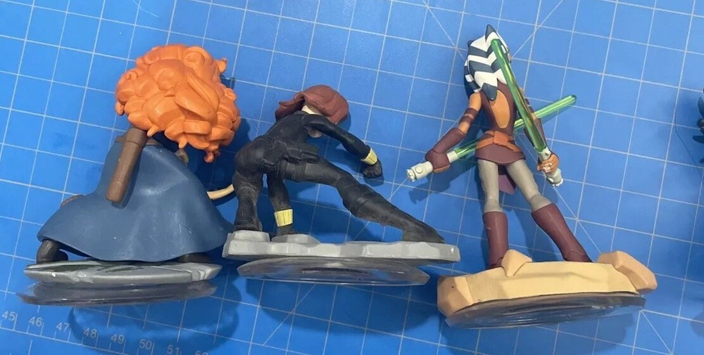 Disney Infinity 13 Figure Lot Duplicates Untested 2.0, 3.0