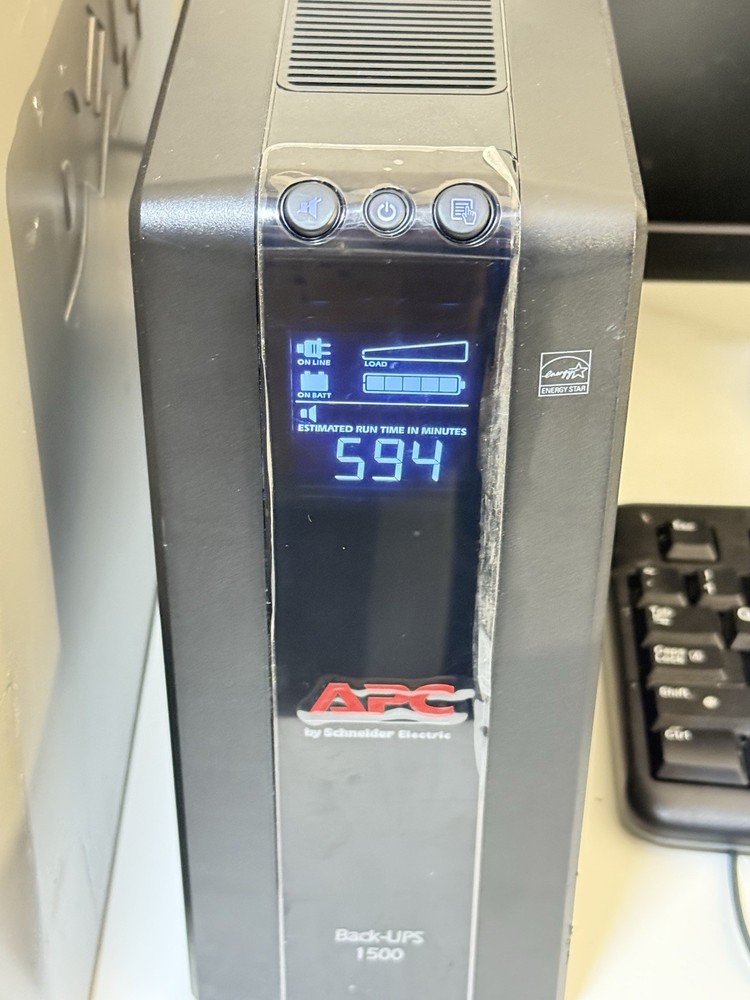 Amersham Pharmacia Biotech ÄKTA Purifier Explorer System w/ Computer & Software