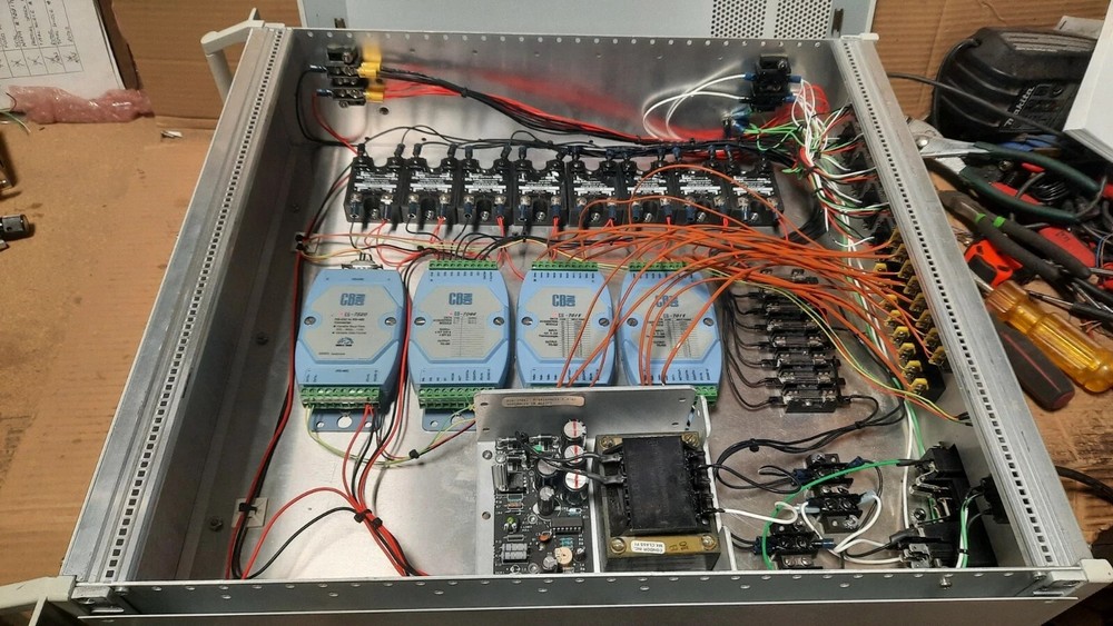 VENA ENGINEERING TEMPERATURE CONTROLLER 110VAC INPUT
