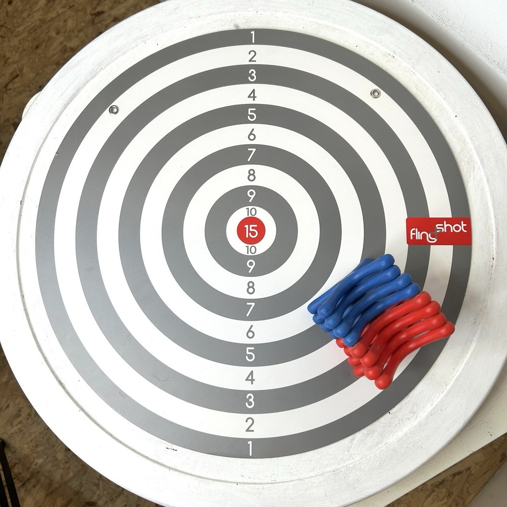 FlingShot – Interactive Dart Game with Magnetized Pieces