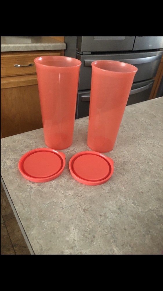 Tupperware Guava 12 oz Tumblers with Lids EUC