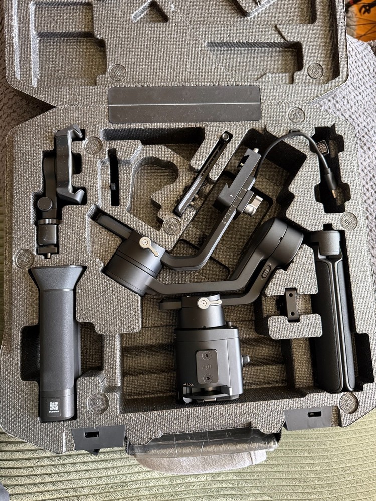 DJI Ronin-SC Pro Combo Handheld 3-axis Stabilizer R18