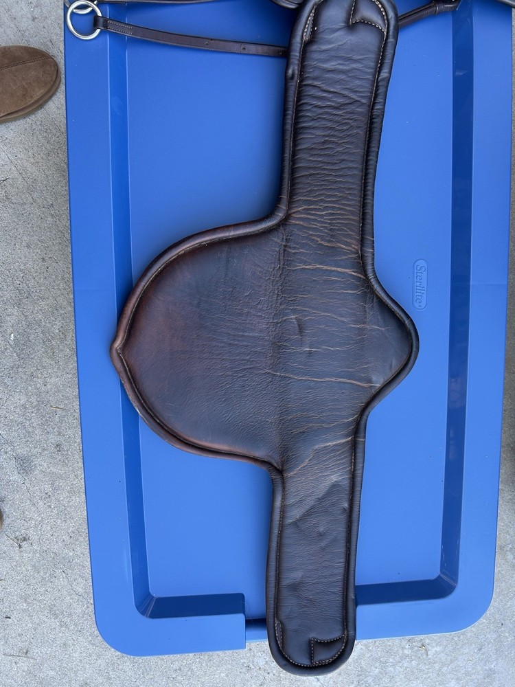 Voltaire Design Stud Girth Brown 24”