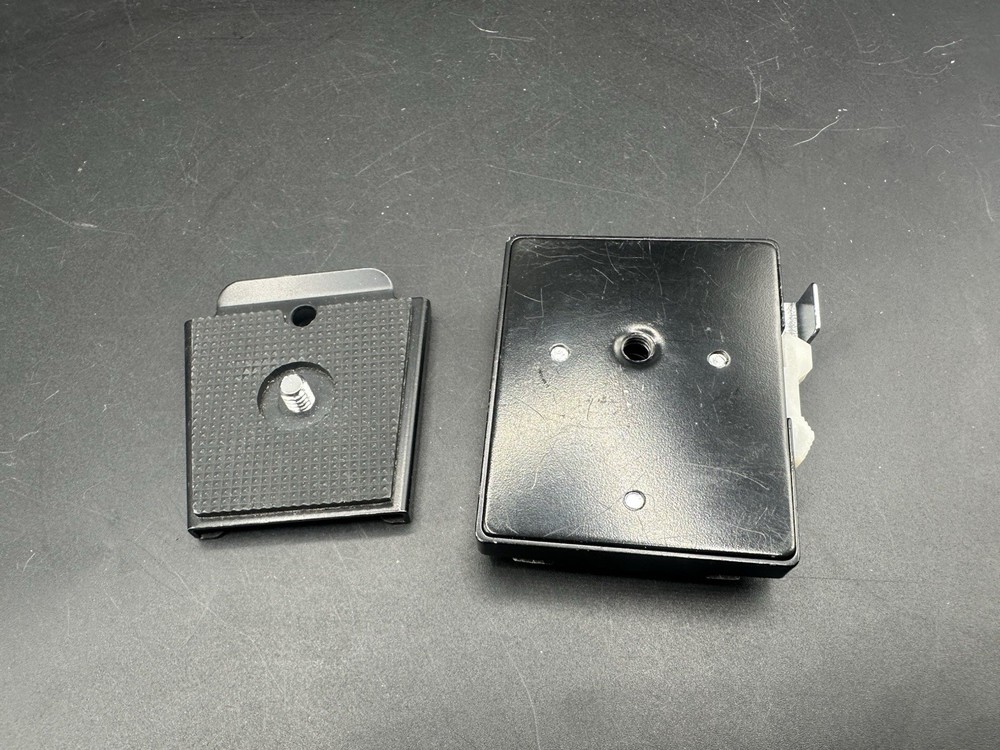 UN Camera Quick Shoe Jumbo. LP