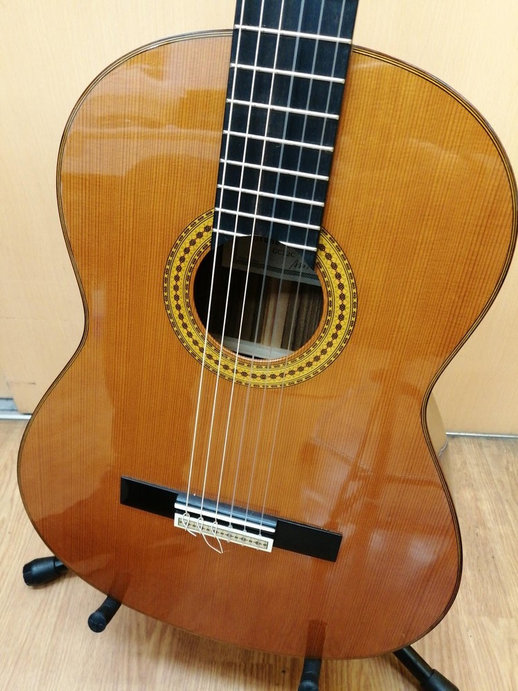 YAMAHA Classical Guitar GC22C Model USED