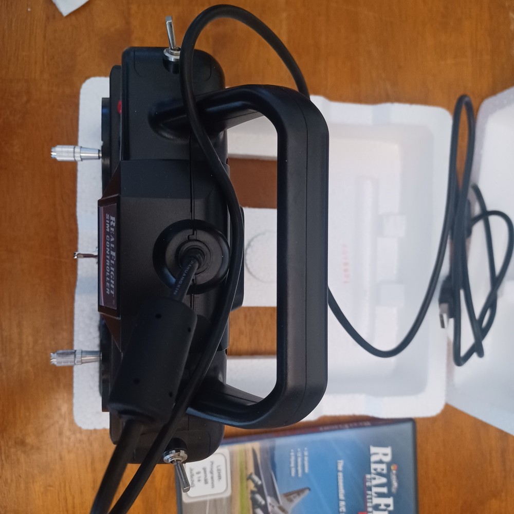 Real Flight R/C Flight Simulator Basic W/ DVD Controller Great Planes