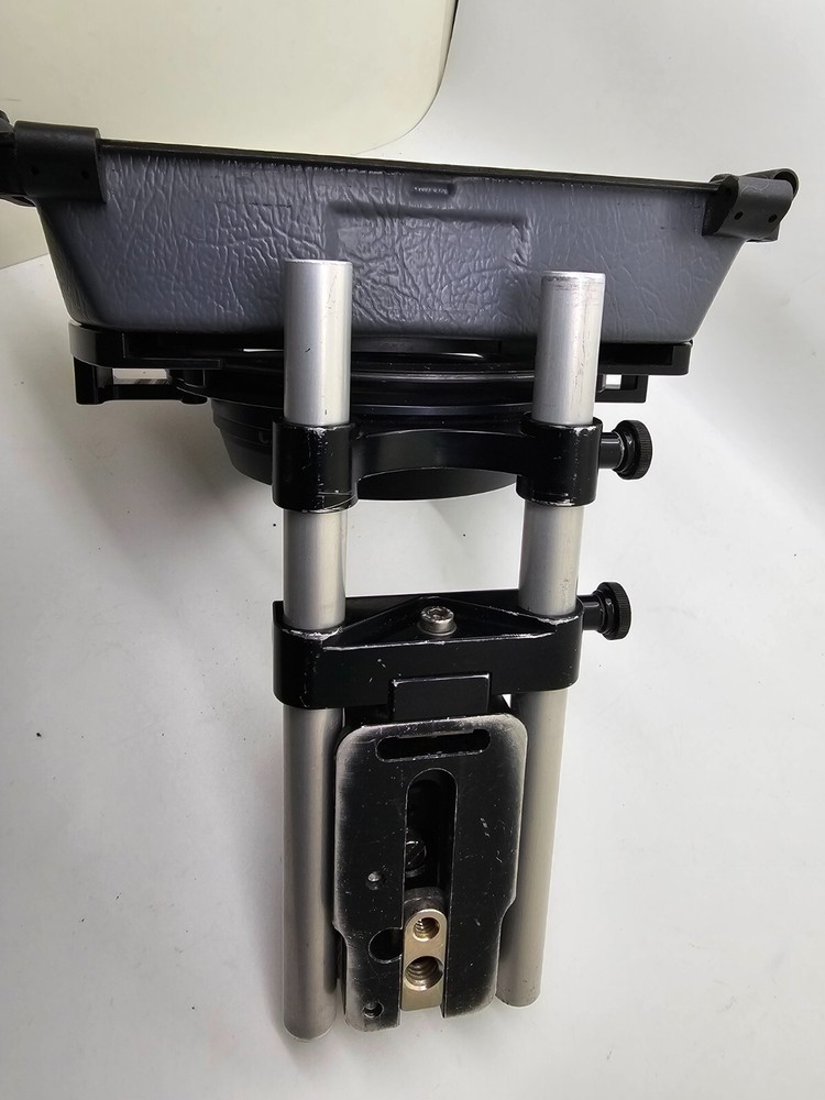 Chrosziel MB-450-01 Matte Box w/ rods, base plate.