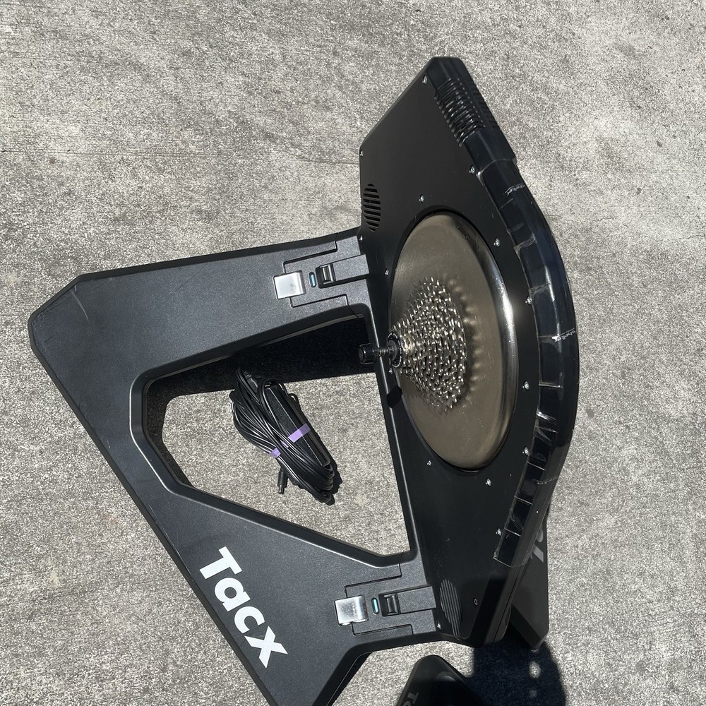 Garmin Tacx NEO Smart Trainer - Black