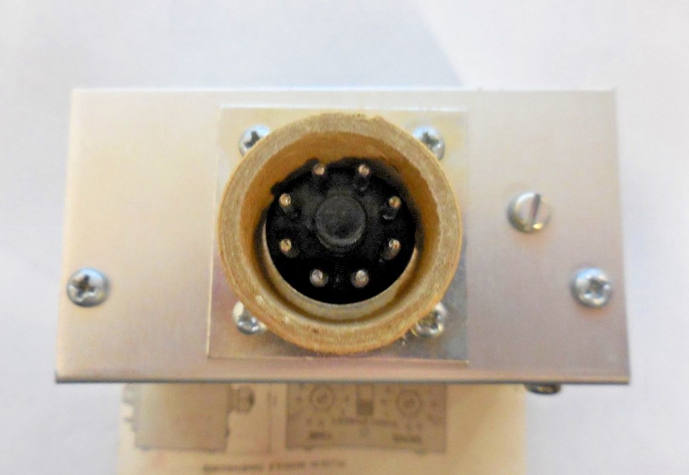 Logic Module TR5/ 8308/ 15 VAC/ 12 VDC/ 50/60 Hz/ Micro Switch