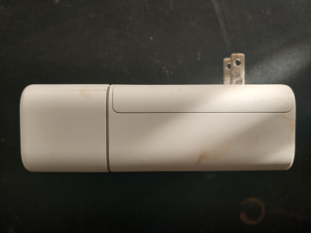 Amazon Echo Flex Plug In C77A68 Alexa Voice Control Speaker w/ Smart Clock