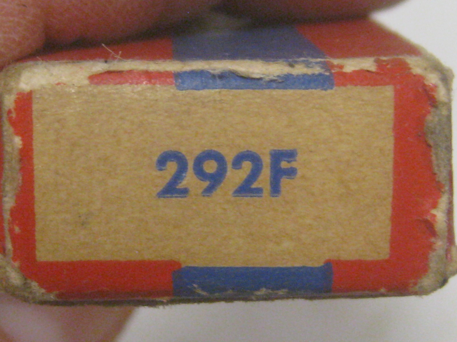 Set Of 3 Vintage Carborundum Sharpening Stone In Original Box