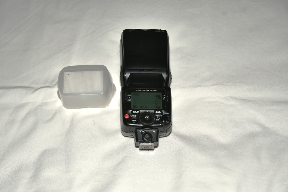 Nikon SB700