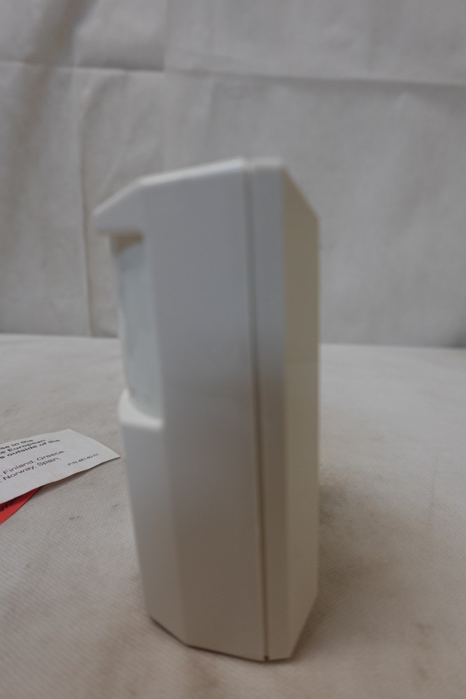 Bosch TriTech - Security System PIR Microwave Motion Detector - Model DS860 NOS