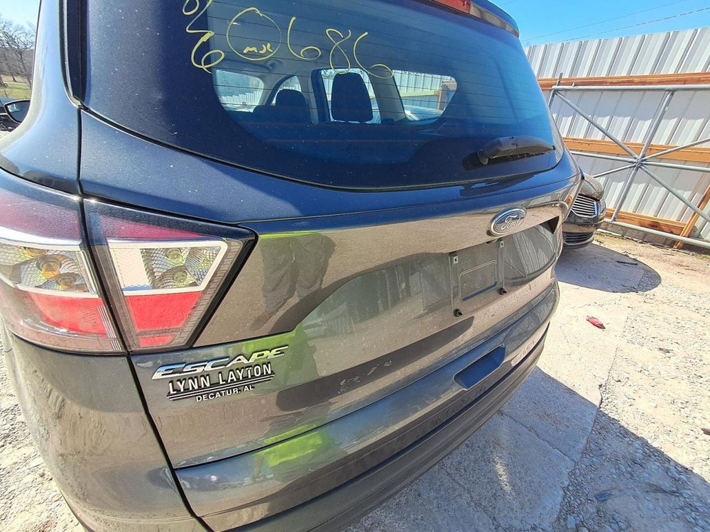Fuse Box Engine Fits 18 ESCAPE 2745291