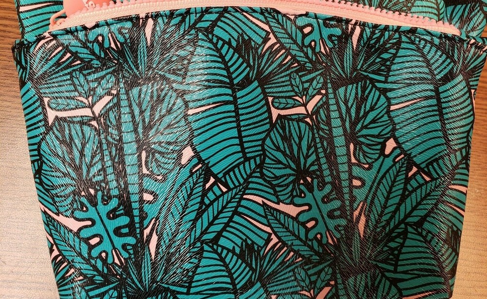 2x   Bags~ July 2019 ~ Tropical Leaf Pattern ~ (Bag Only)  ~ NEW!