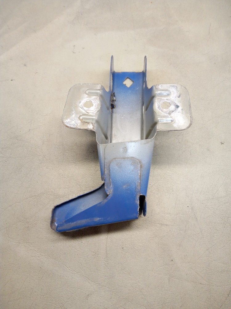 Vivaro Trafic Primastar Front Drivers Side Wing Bumper Support Bracket 06-14