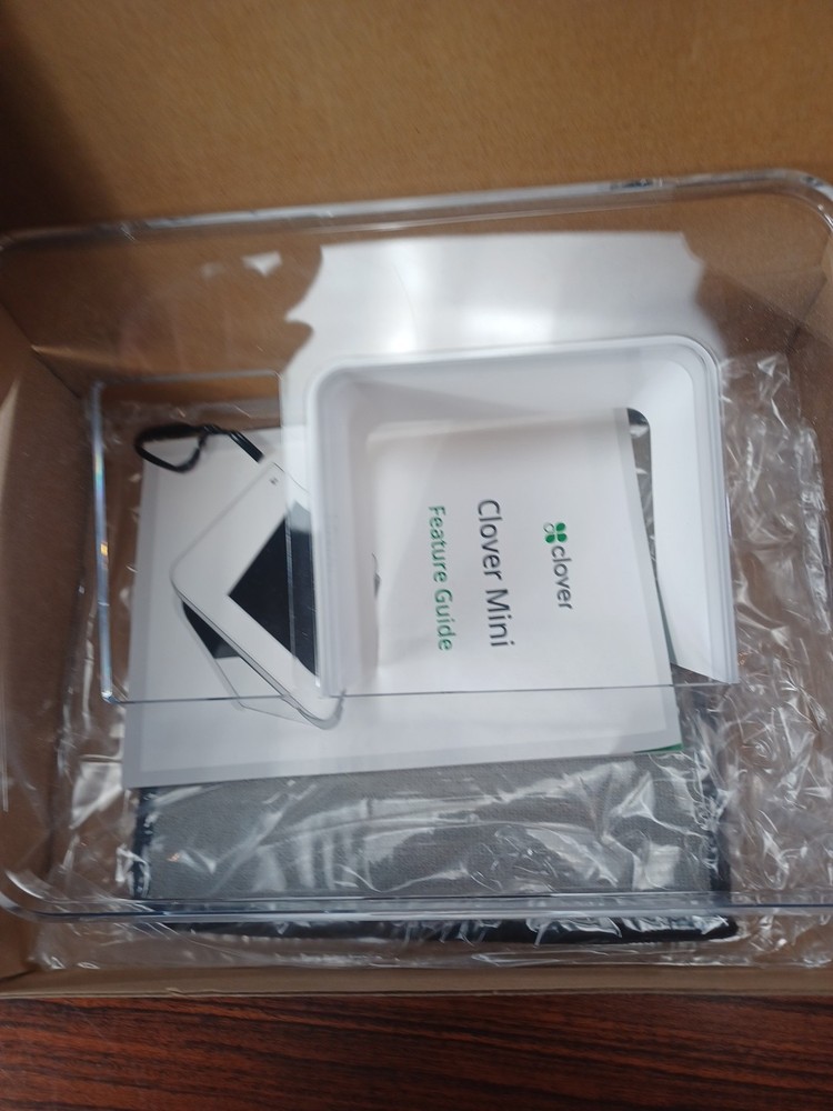 Clover Mini Wifi C300 Card Reader POS System