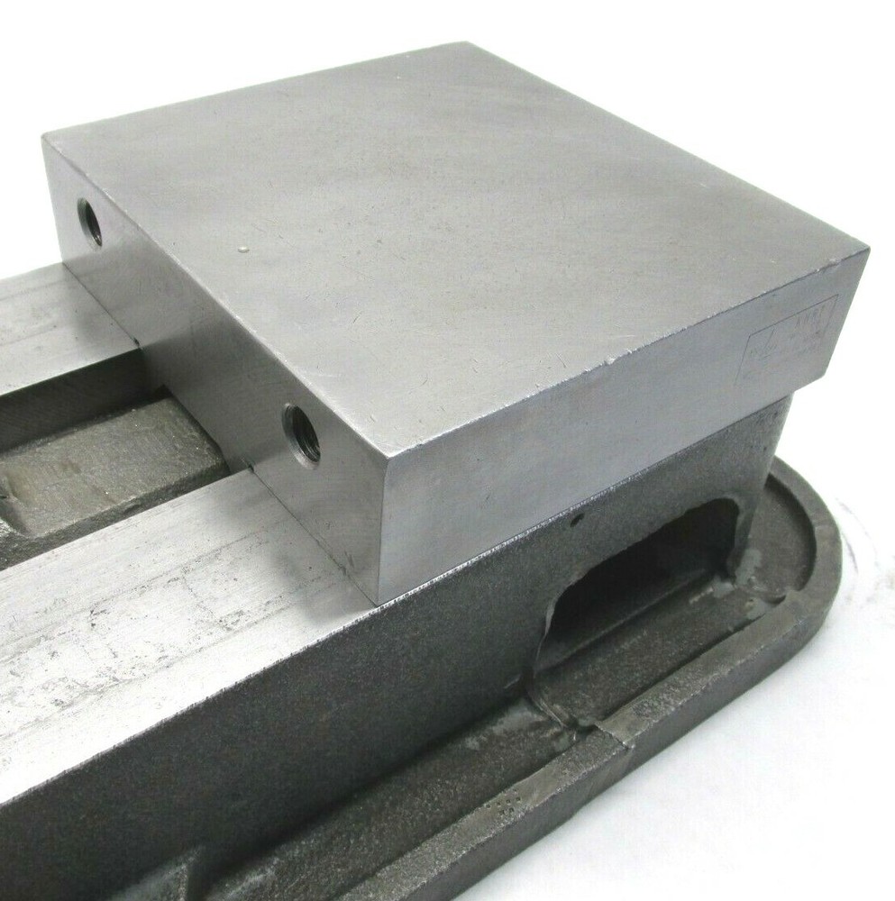 KURT ANGLOCK 6" MILLING MACHINE VISE - #D60